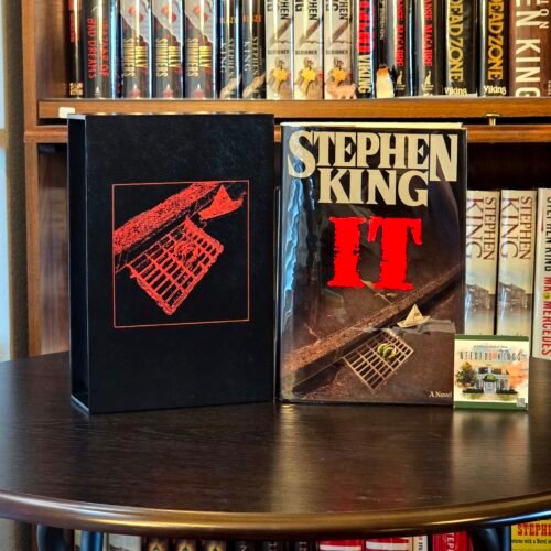 Stephen King IT First Edition / Fifth Printing Signed with Slipcase